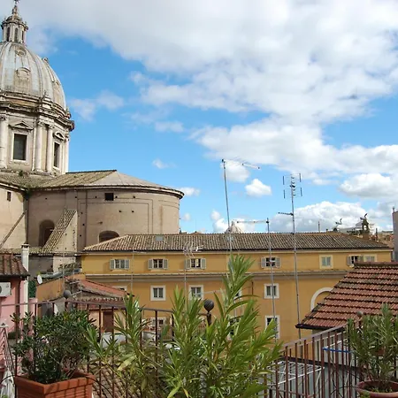 Pallaro Terrace Apartment Rome