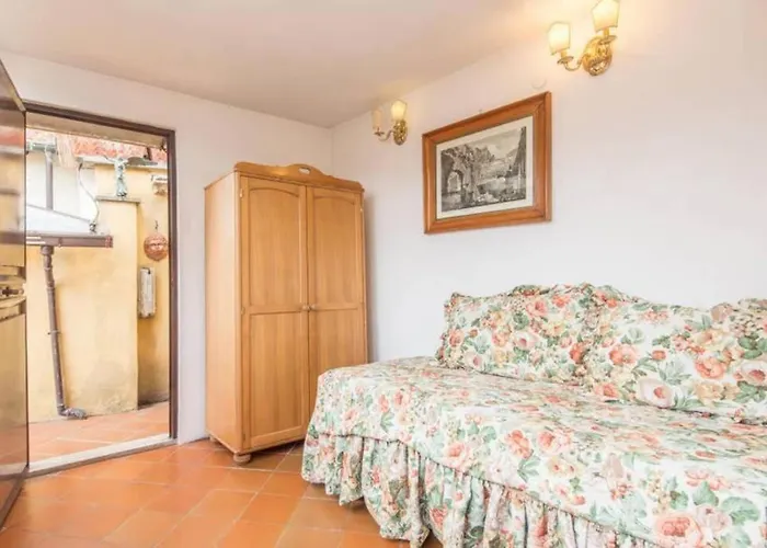 Pallaro Terrace 公寓 *